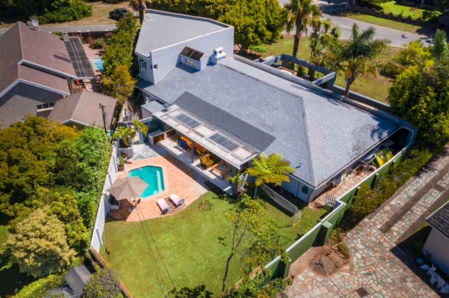 4 Bedroom Property for Sale in Leisure Isle Western Cape